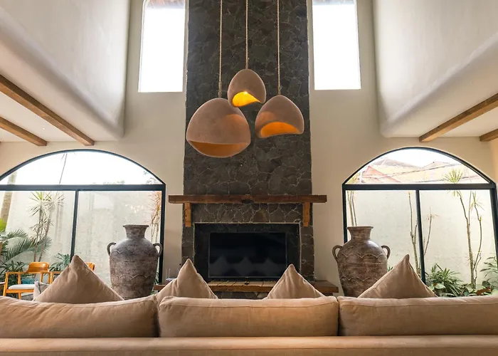 Tuluscoliving 2, 4 Bedroom & 5 Bathroom Kuta Lombok